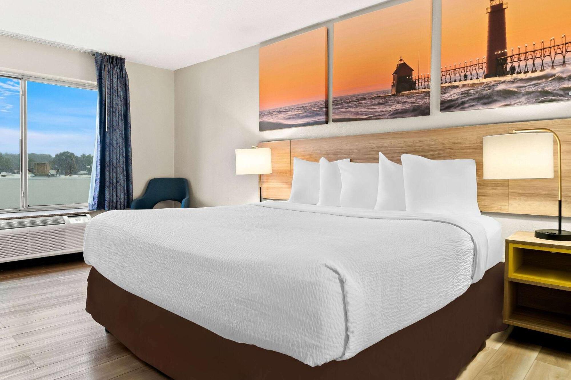 Days Inn & Suites By Wyndham Warren Dış mekan fotoğraf