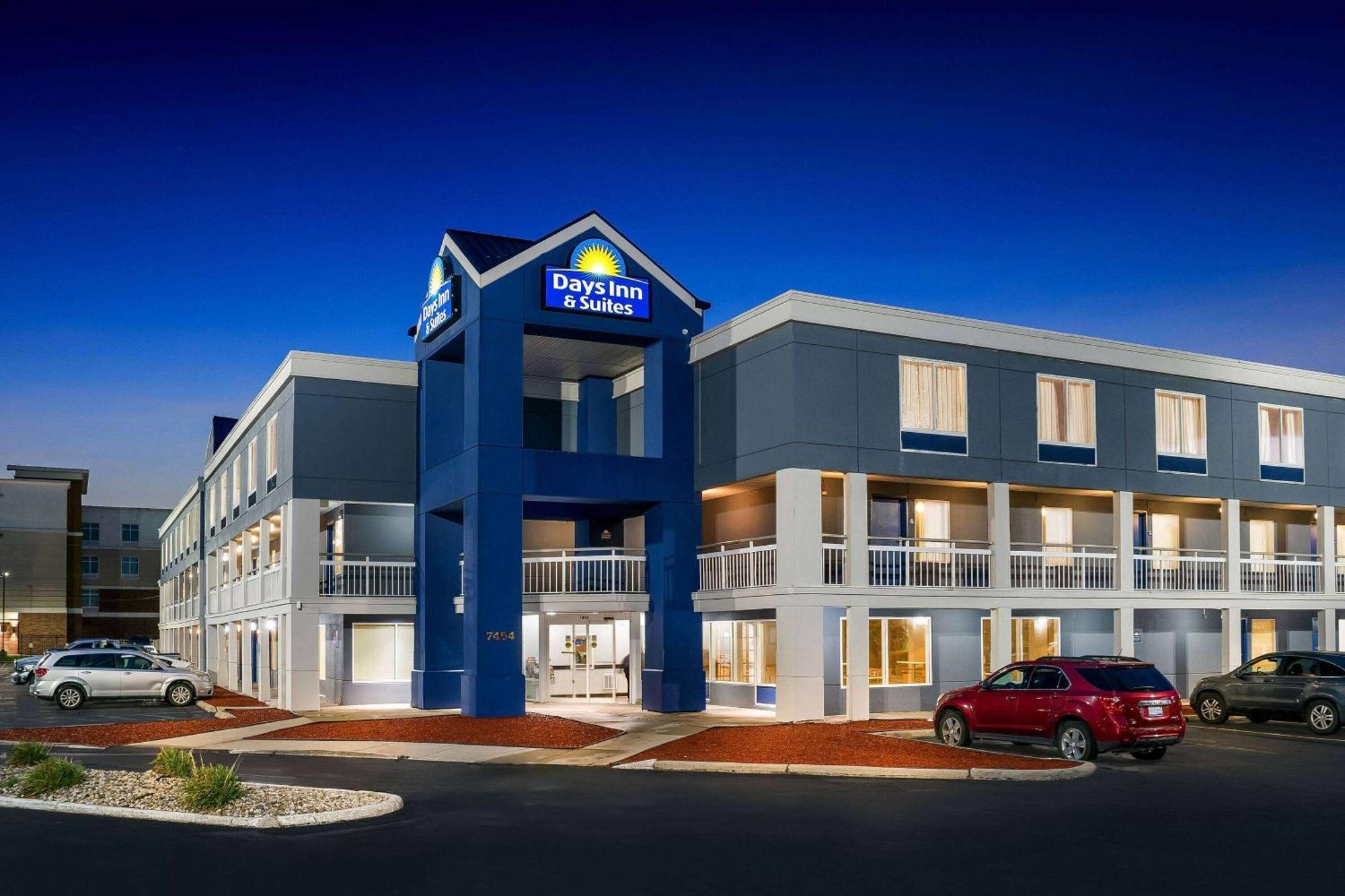 Days Inn & Suites By Wyndham Warren Dış mekan fotoğraf